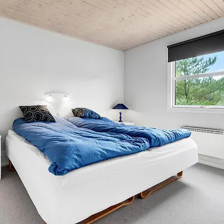 Holiday home Cozy In With Wifi *